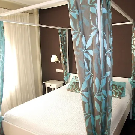 Guest house El Botero Monreal del Campo