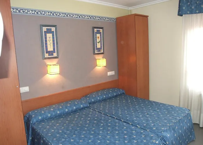 Pensión El Botero 2*