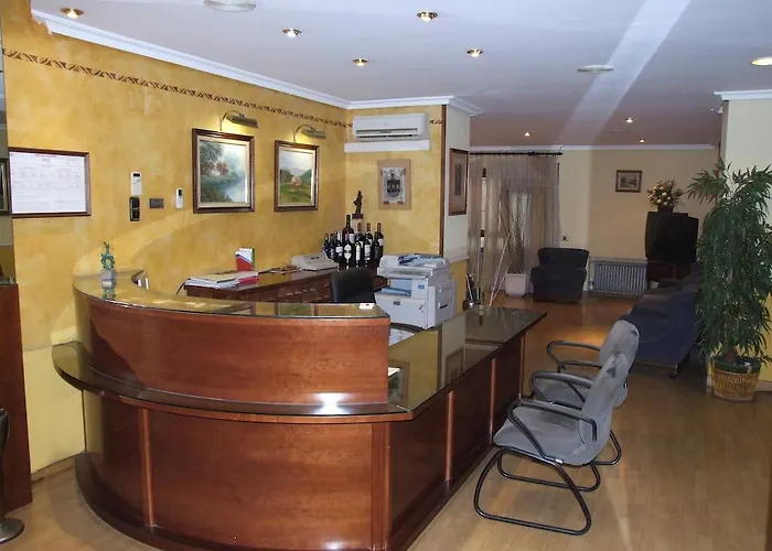 Pensión El Botero 2*